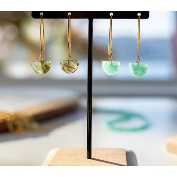 STUNNING Gemstone Dangle Earrings Labradorite Earring WATERPROOF Gold threader - Picture 12 of 14